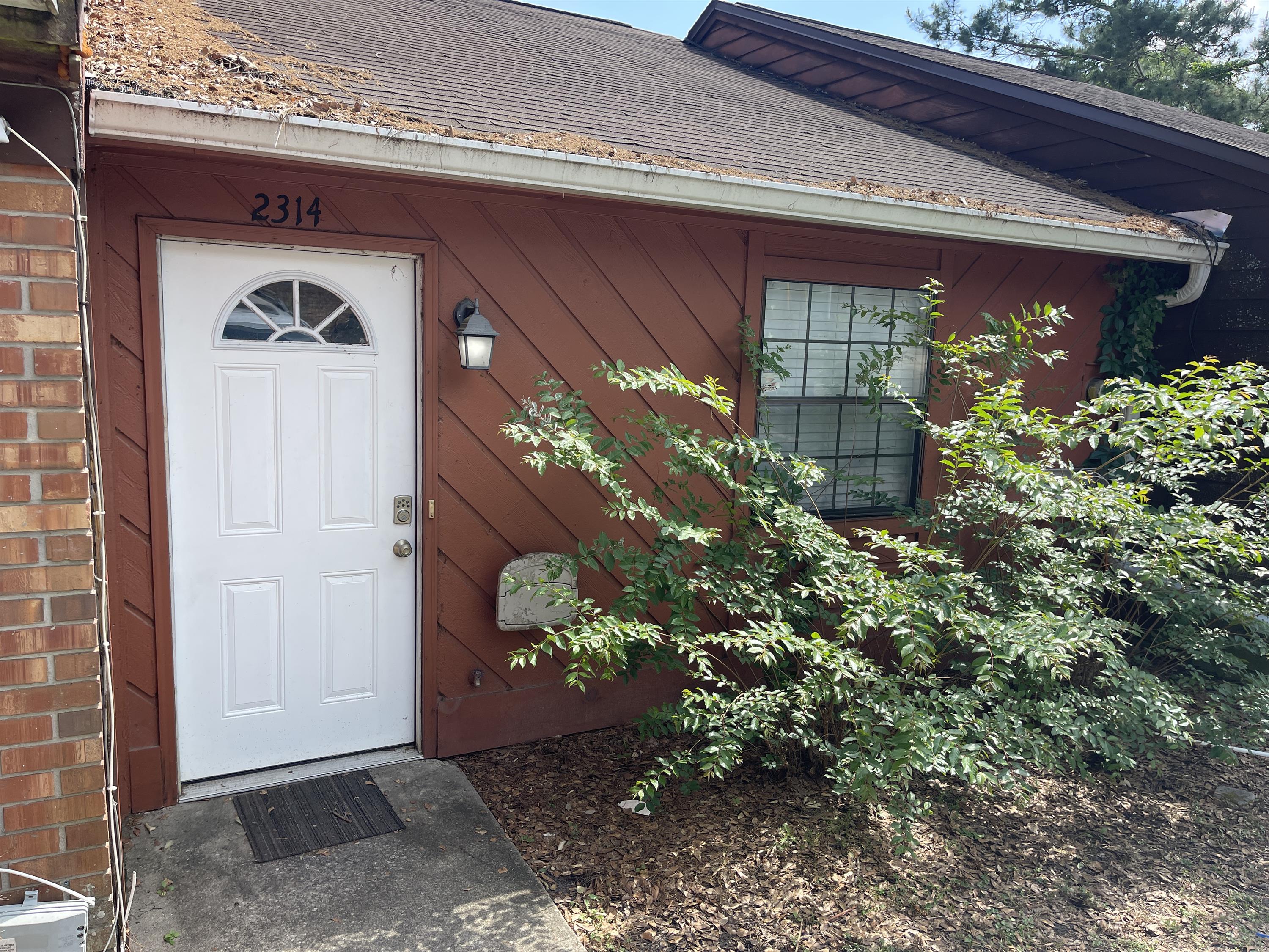 2314 Hartsfield Way - 1